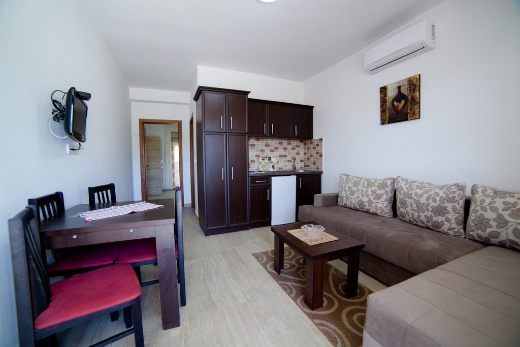 Kollari Apartments 乌尔齐尼 外观 照片