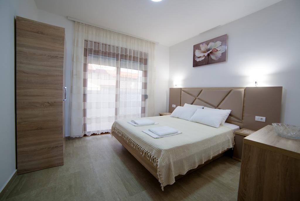 Kollari Apartments 乌尔齐尼 外观 照片