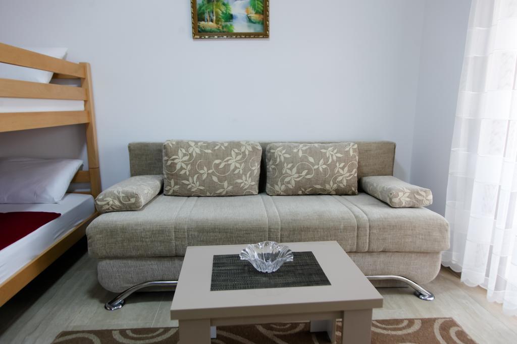 Kollari Apartments 乌尔齐尼 外观 照片